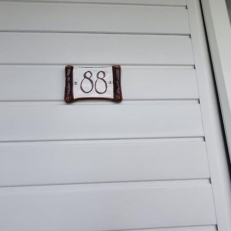88 Sundowner Holiday Chalet Sleeps 5 Hemsby Buitenkant foto