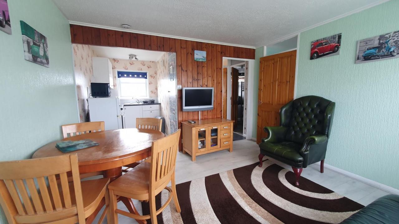 88 Sundowner Holiday Chalet Sleeps 5 Hemsby Buitenkant foto